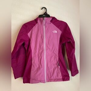 The North Face Kids Two-Tone Pink Dry Vent Raincoat size L